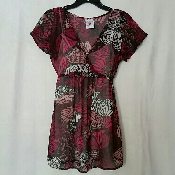 NWOT Two Hearts Maternity Sheer Butterfly Top - Picture 1 of 8